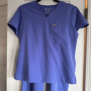 Figs Blueberry One Pocket Scrub Top